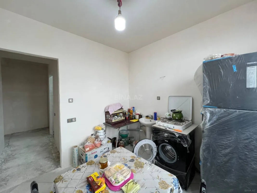 Satılır 2 otaqlı mənzil 82 m²