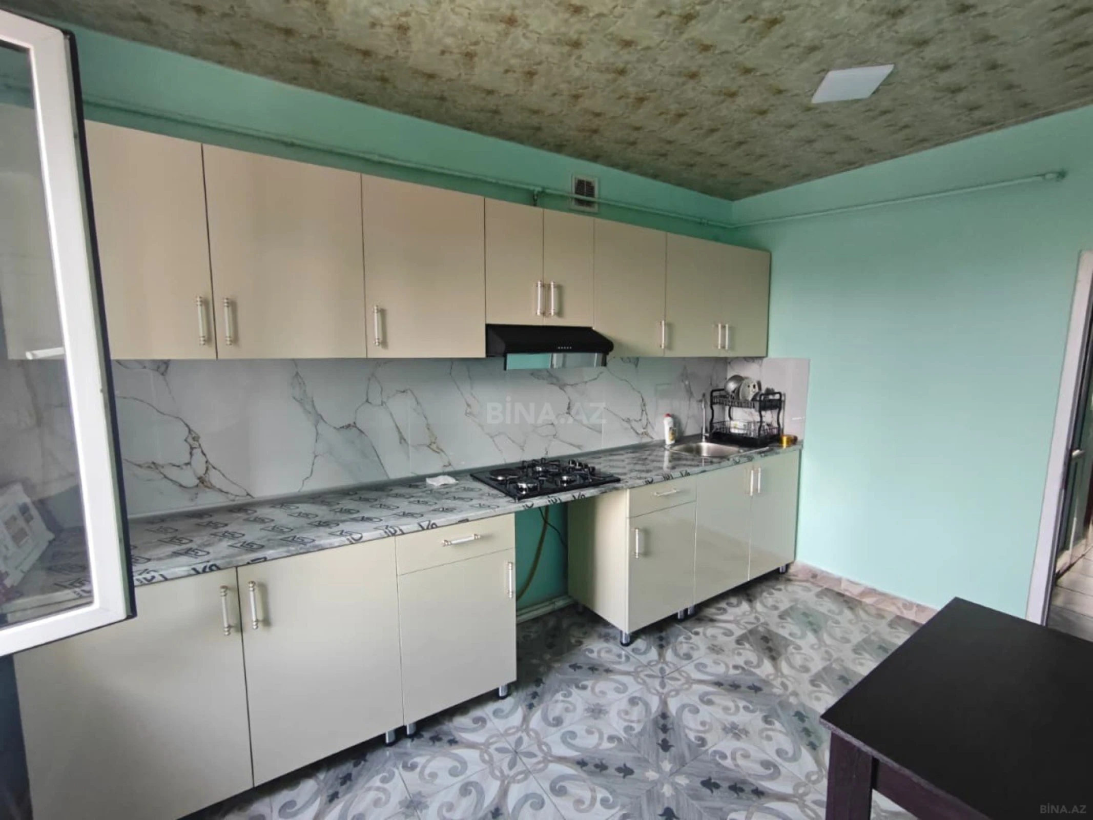 Kirayə verilir 3 otaqlı mənzil 80 m²