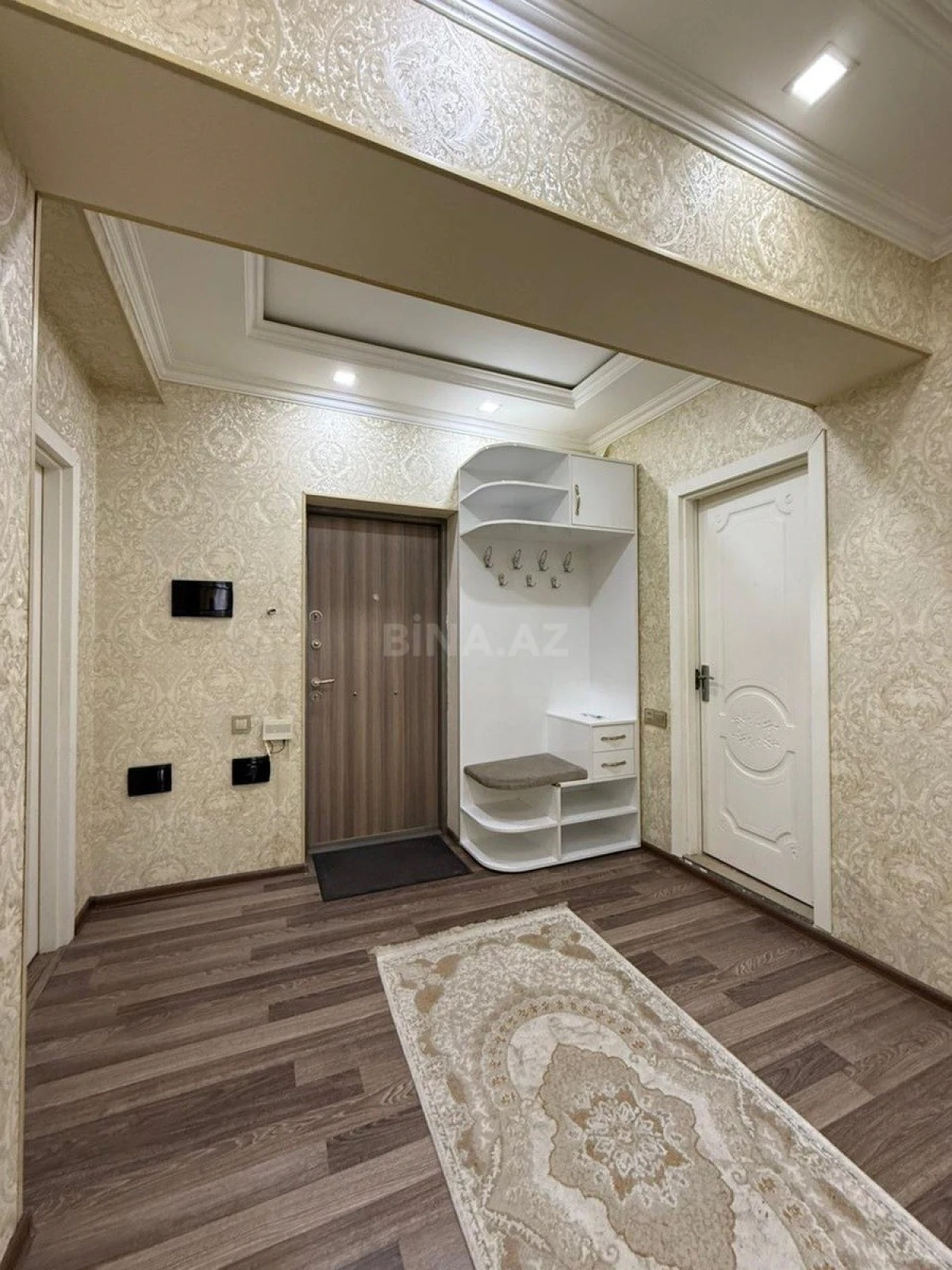 Satılır 3 otaqlı mənzil 88 m²