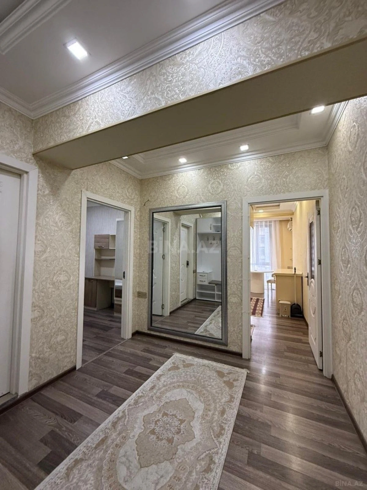 Satılır 3 otaqlı mənzil 88 m²