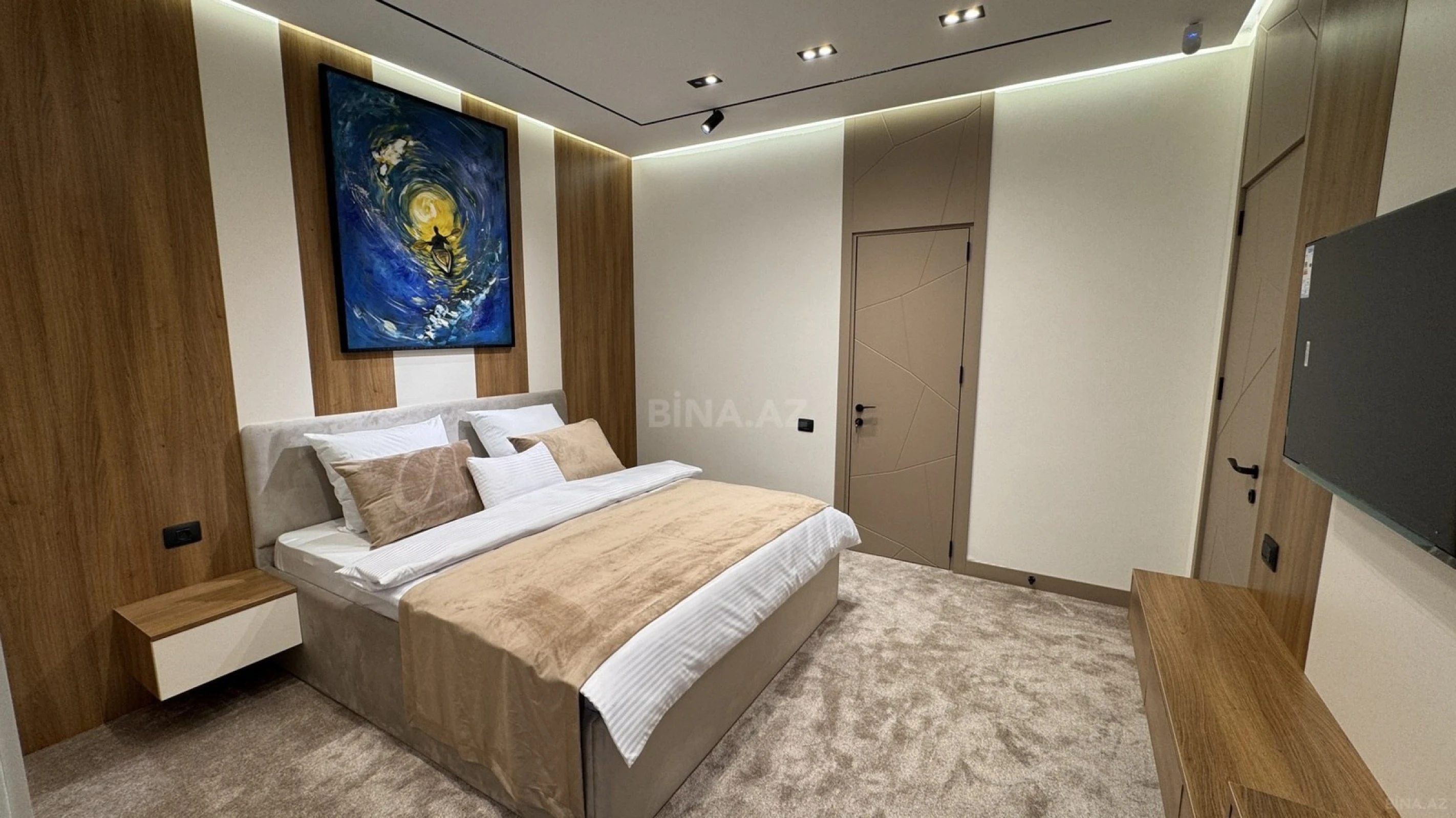 Satılır 4 otaqlı həyət evi 200 m²