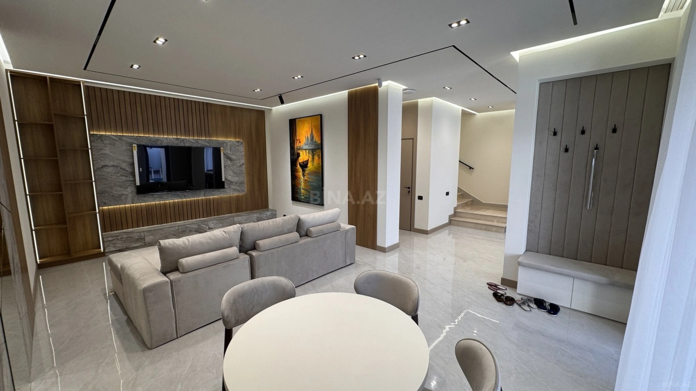 Satılır 4 otaqlı həyət evi 200 m²