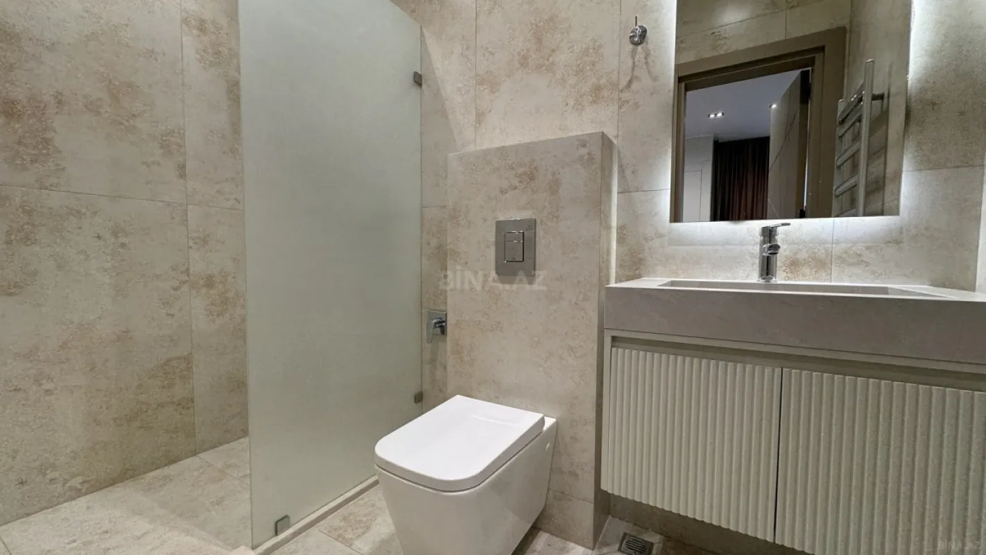 Satılır 4 otaqlı həyət evi 200 m²