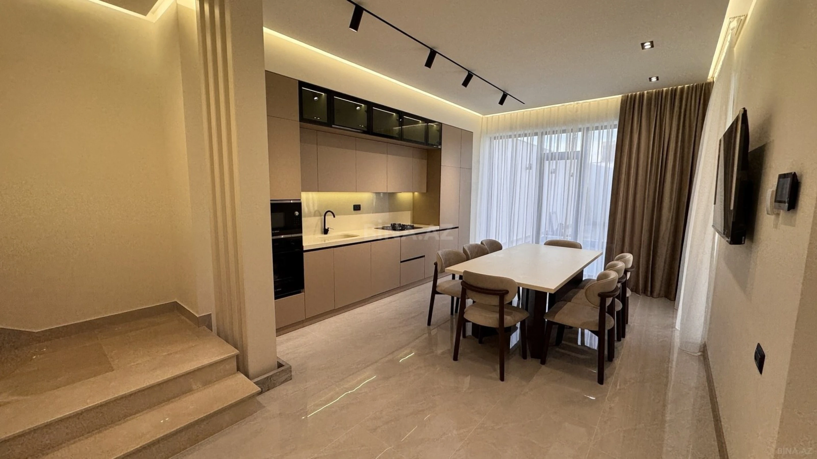 Satılır 4 otaqlı həyət evi 200 m²