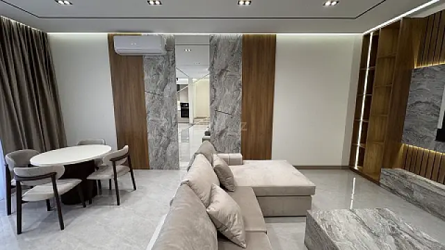 Satılır 4 otaqlı həyət evi 200 m²