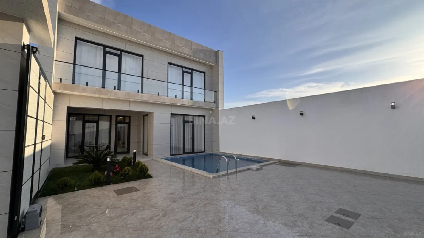 Satılır 4 otaqlı həyət evi 200 m²