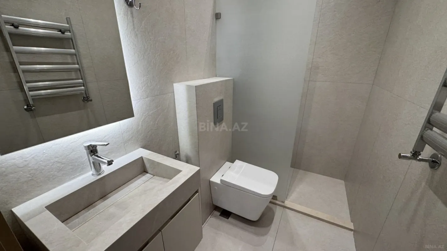 Satılır 4 otaqlı həyət evi 200 m²