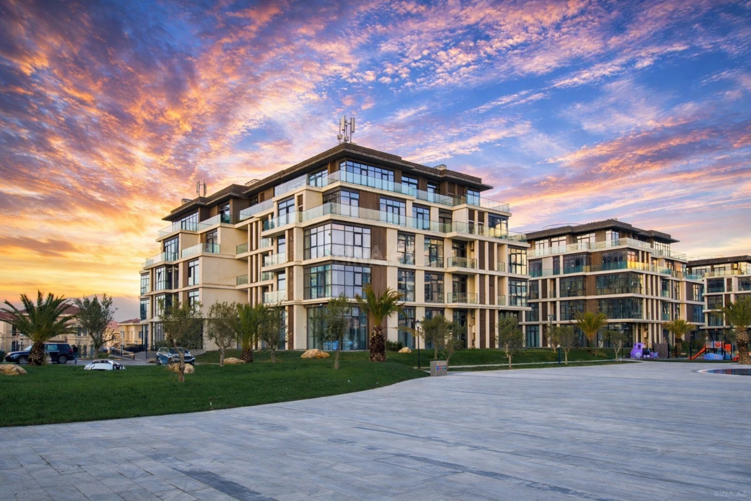 Satılır 2 otaqlı mənzil 92.8 m²