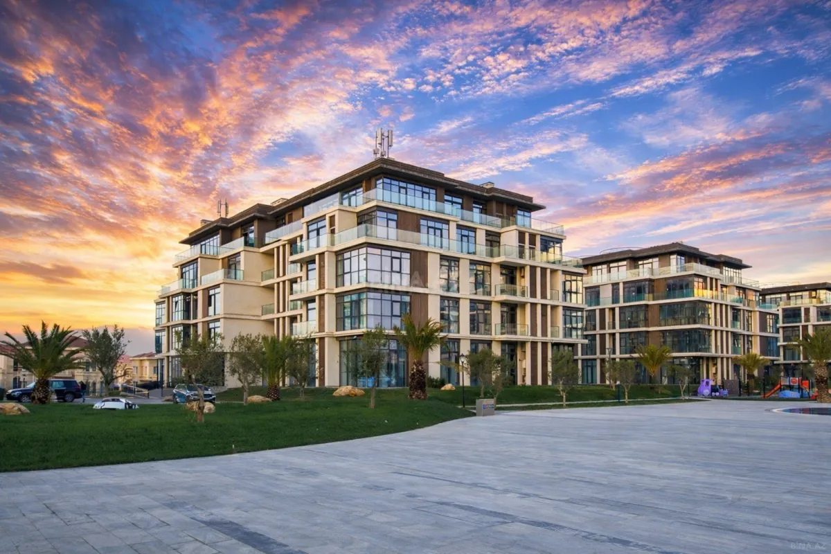 Satılır 2 otaqlı mənzil 92.8 m²