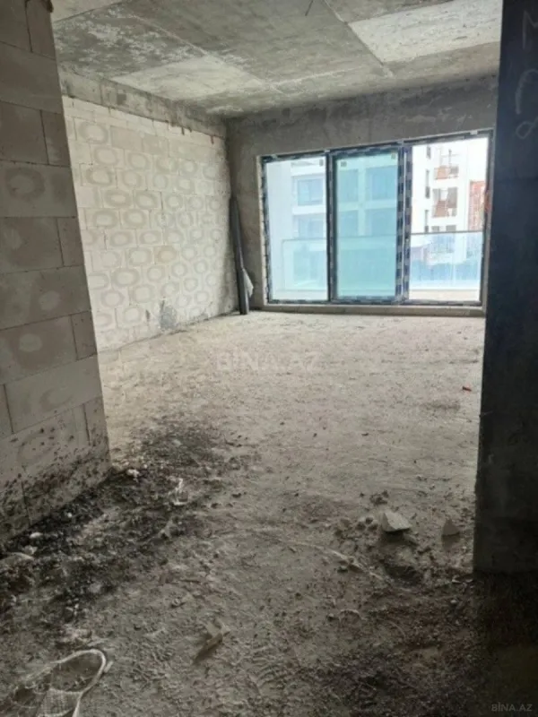 Satılır 2 otaqlı mənzil 92.8 m²