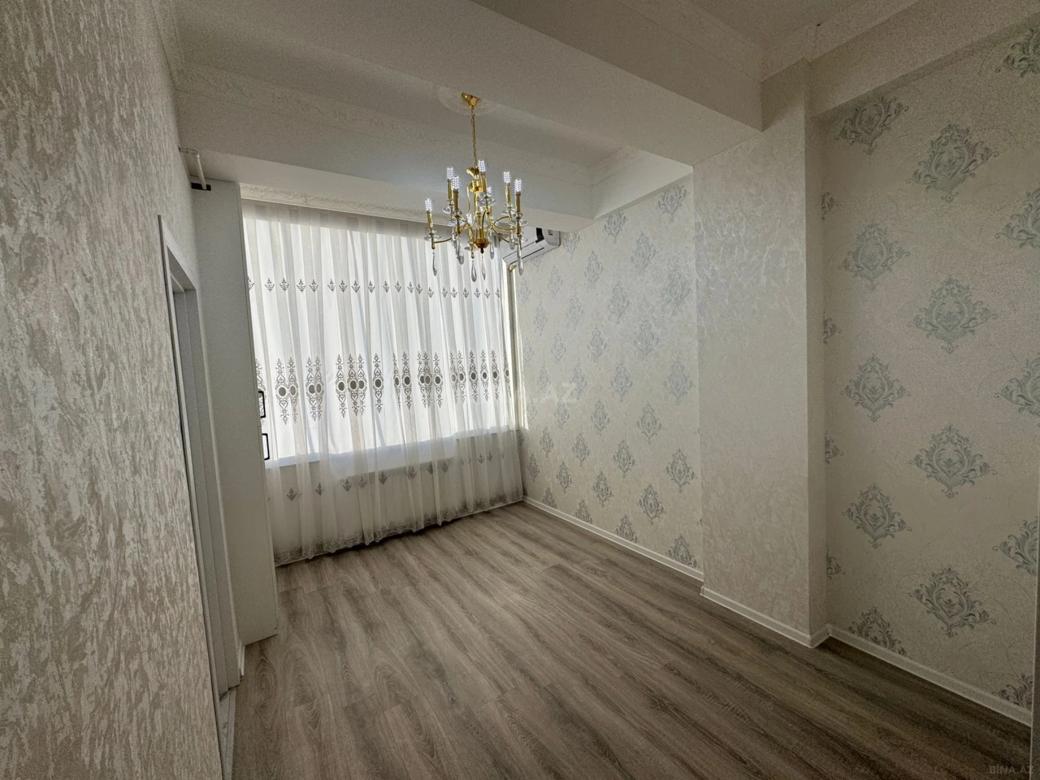 Satılır 2 otaqlı mənzil 47 m²