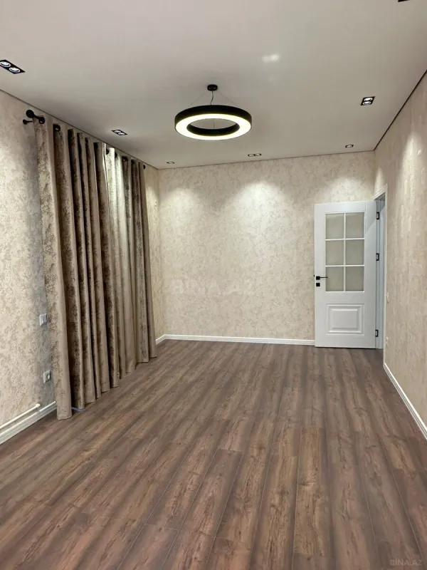 Satılır 2 otaqlı mənzil 42 m²