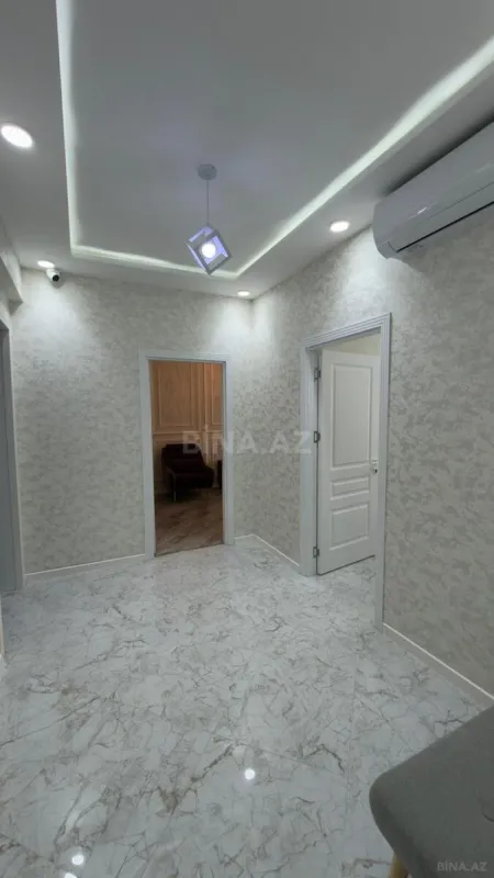 Satılır 2 otaqlı mənzil 76 m²