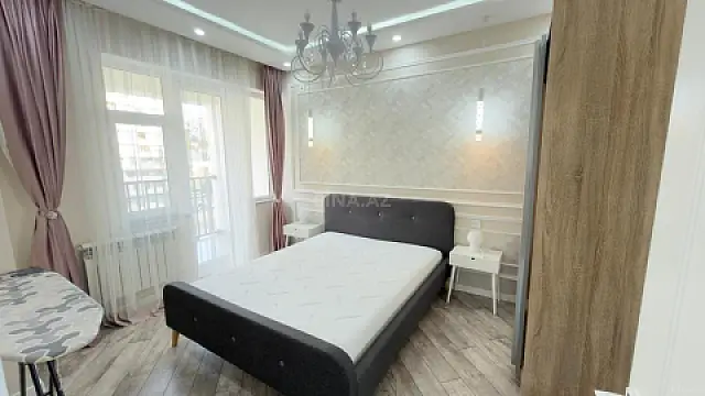 Satılır 2 otaqlı mənzil 76 m²