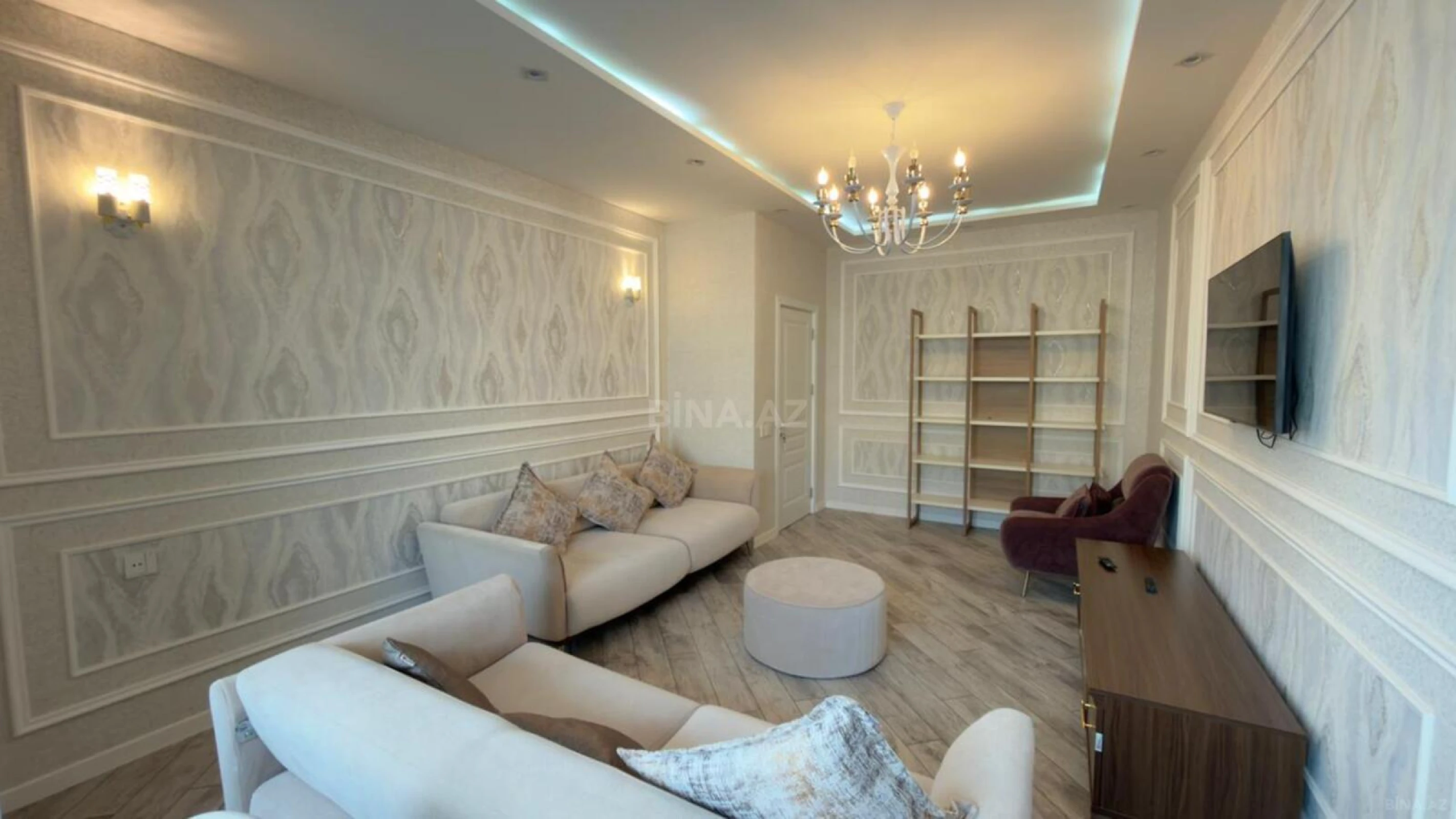 Satılır 2 otaqlı mənzil 76 m²