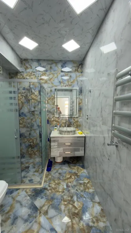 Satılır 2 otaqlı mənzil 76 m²