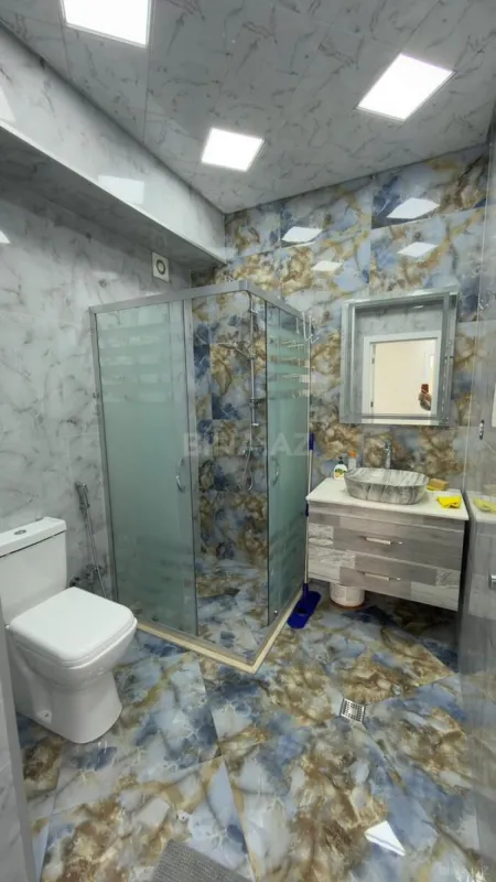 Satılır 2 otaqlı mənzil 76 m²