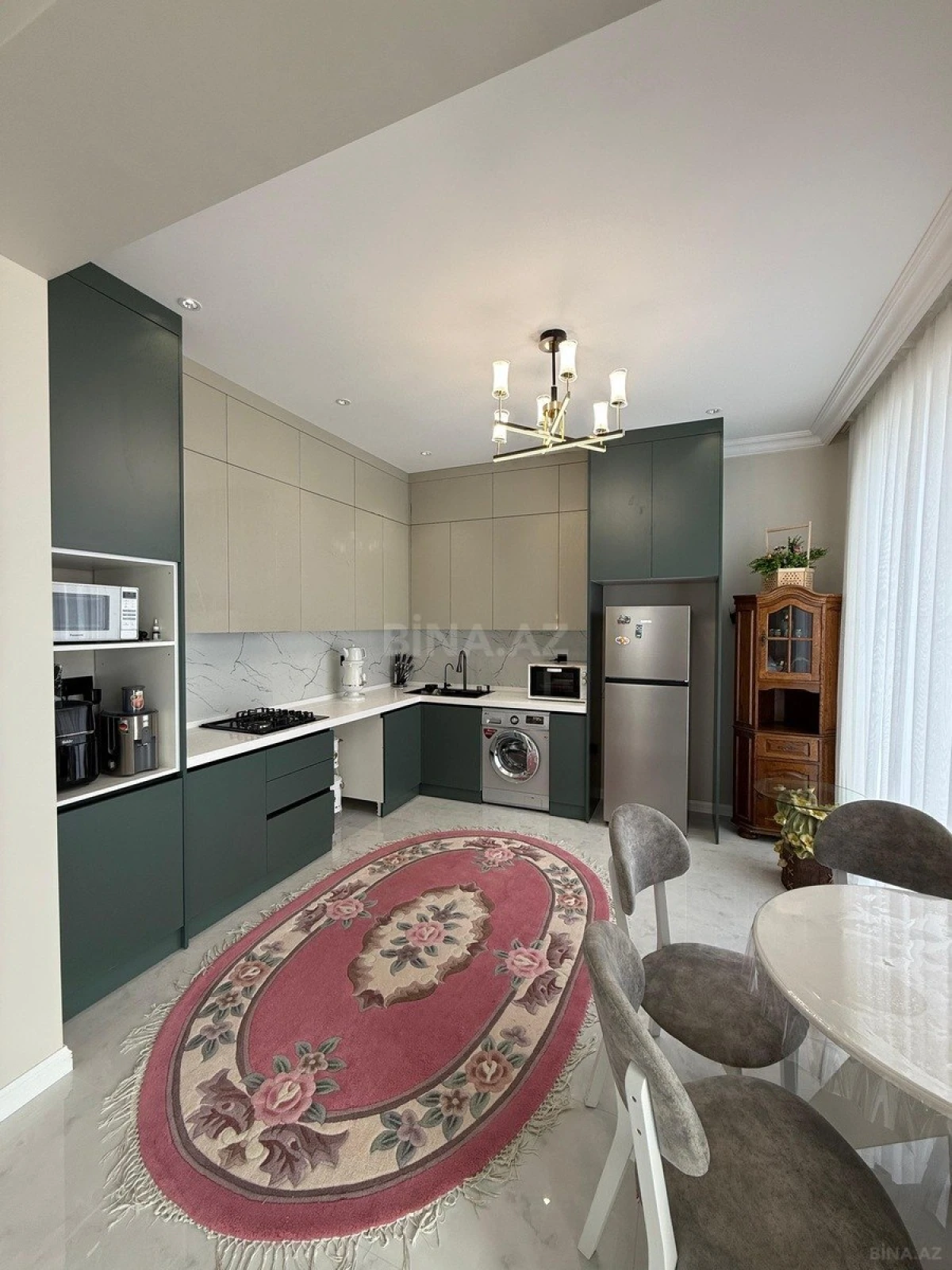 Satılır 5 otaqlı həyət evi 210 m²