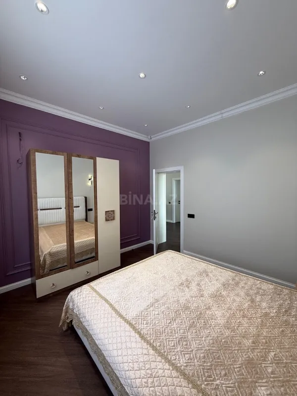 Satılır 5 otaqlı həyət evi 210 m²