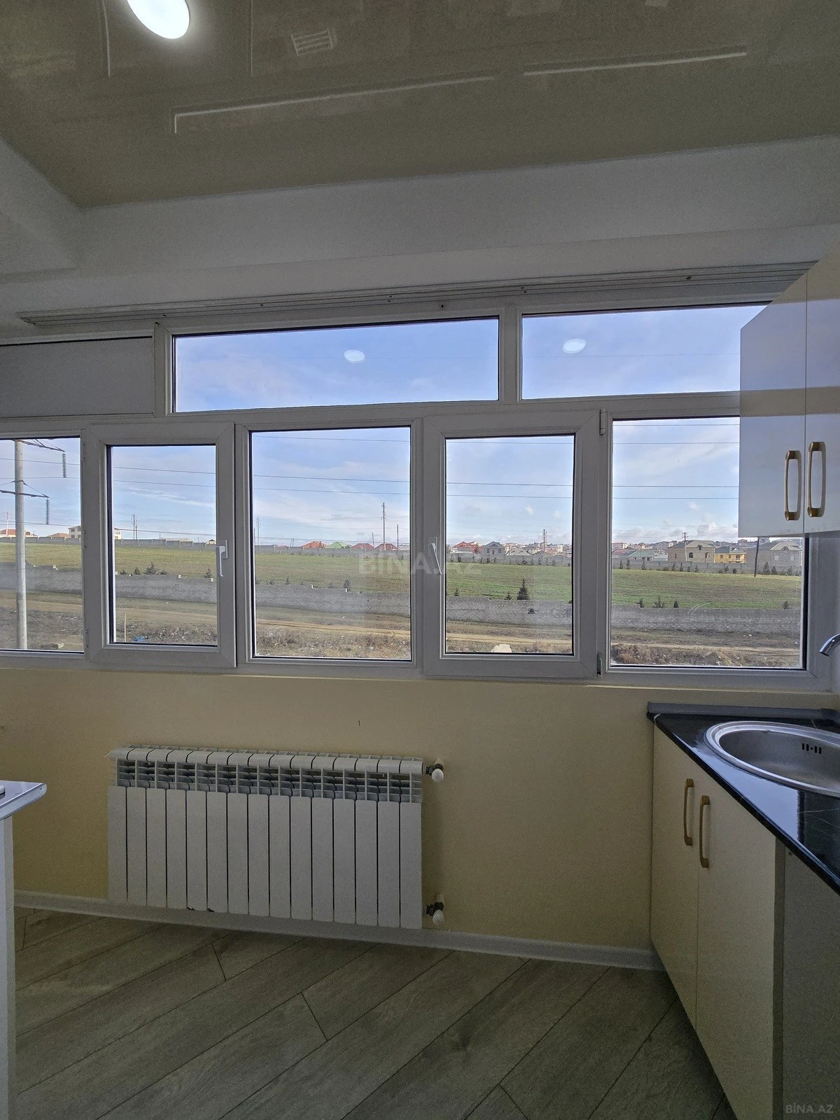 Satılır 2 otaqlı mənzil 53 m²