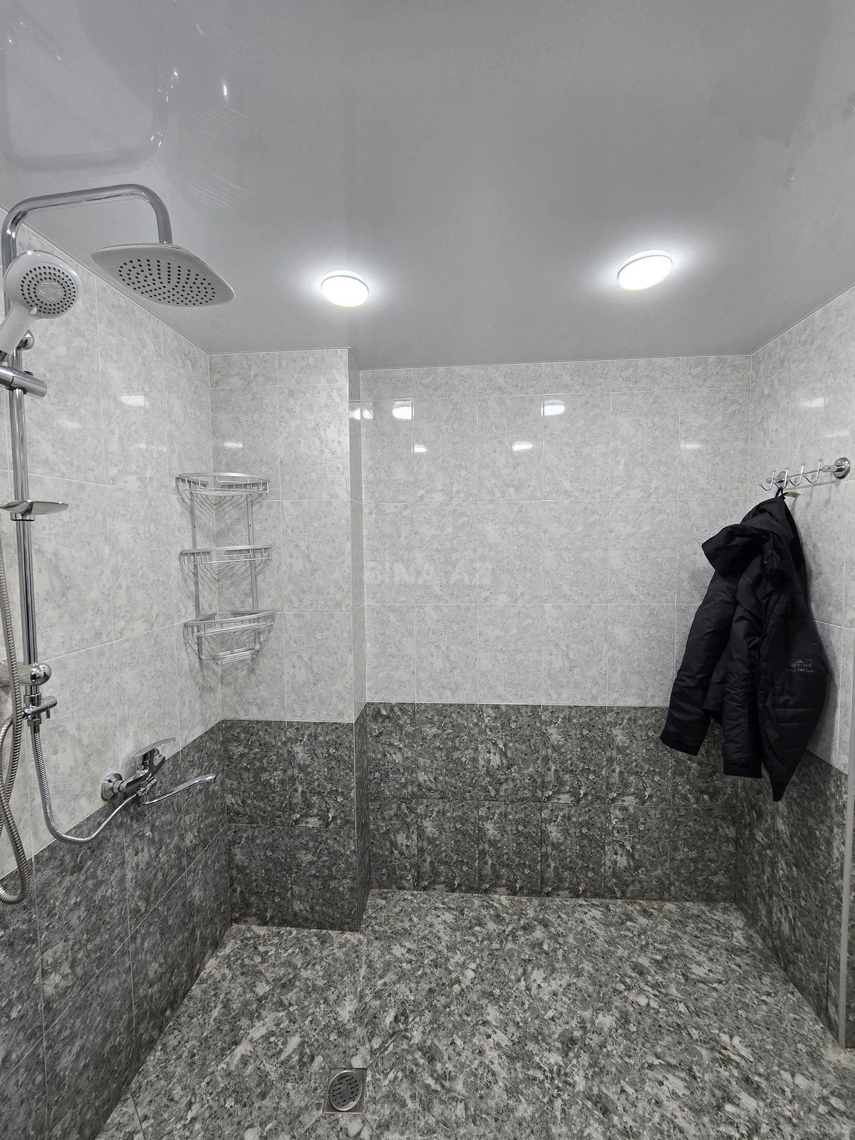 Satılır 2 otaqlı mənzil 53 m²