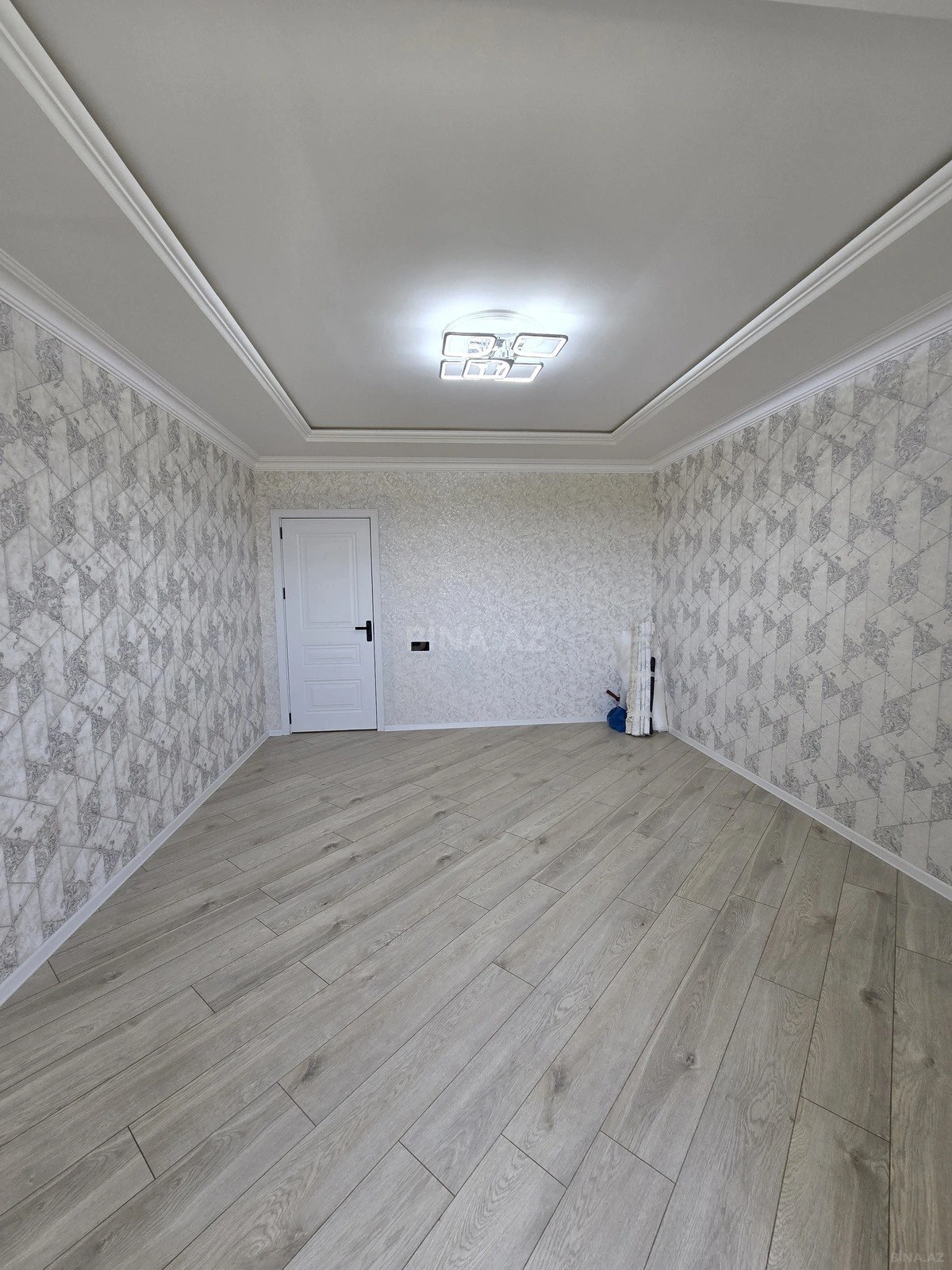 Satılır 2 otaqlı mənzil 53 m²