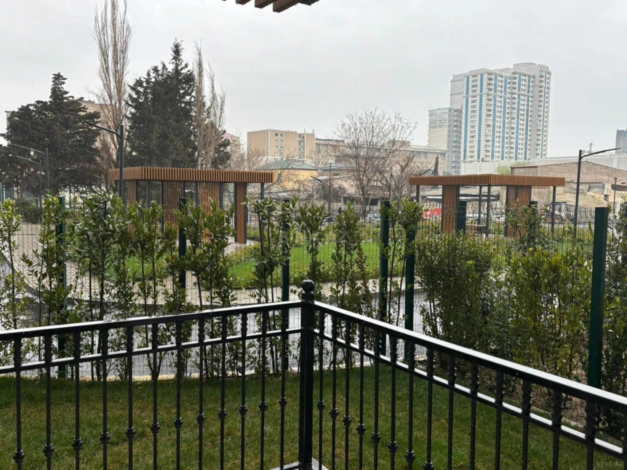 Kirayə verilir 3 otaqlı mənzil 80 m²