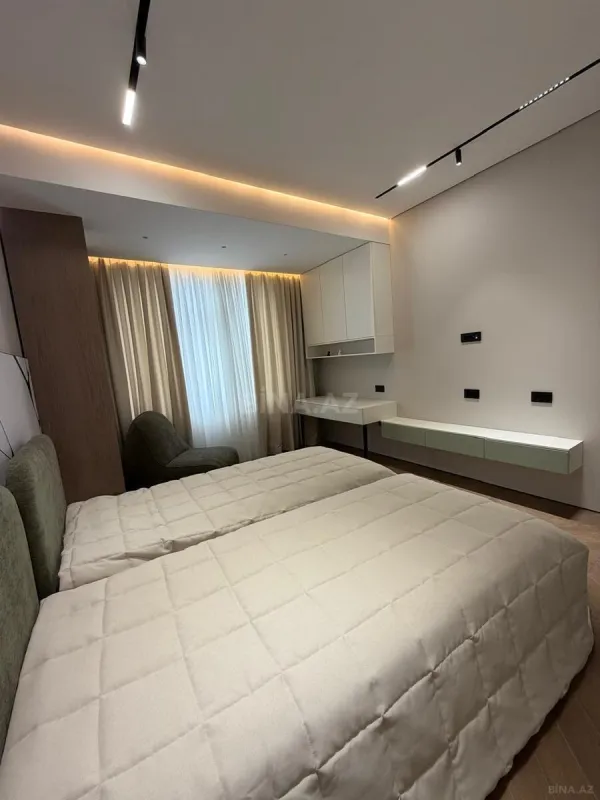 Kirayə verilir 3 otaqlı mənzil 150 m²