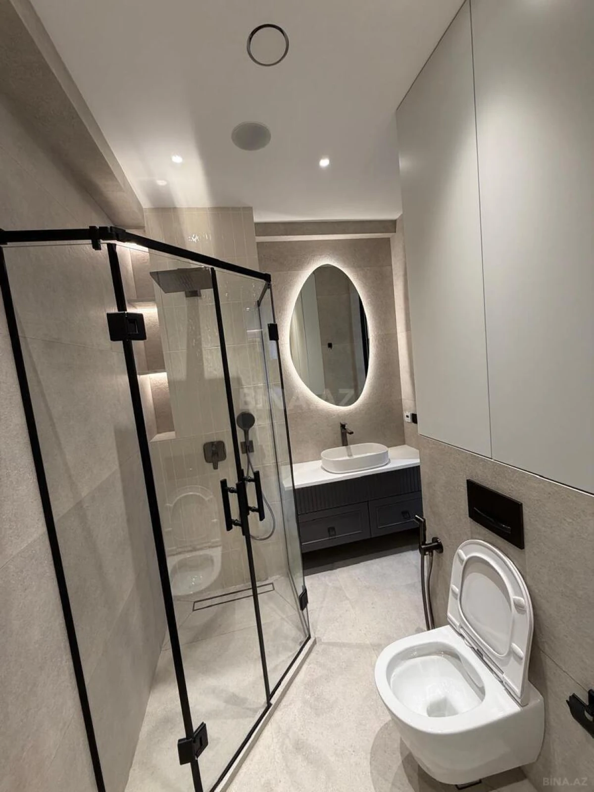 Kirayə verilir 3 otaqlı mənzil 150 m²