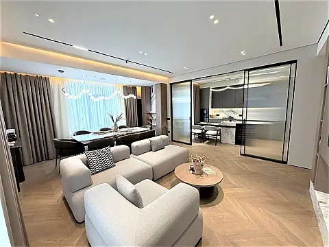 Kirayə verilir 3 otaqlı mənzil 150 m²