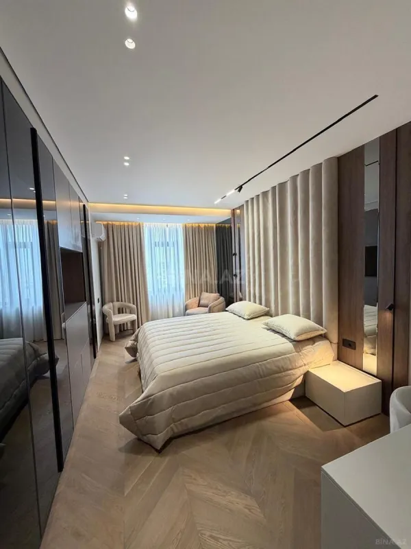 Kirayə verilir 3 otaqlı mənzil 150 m²