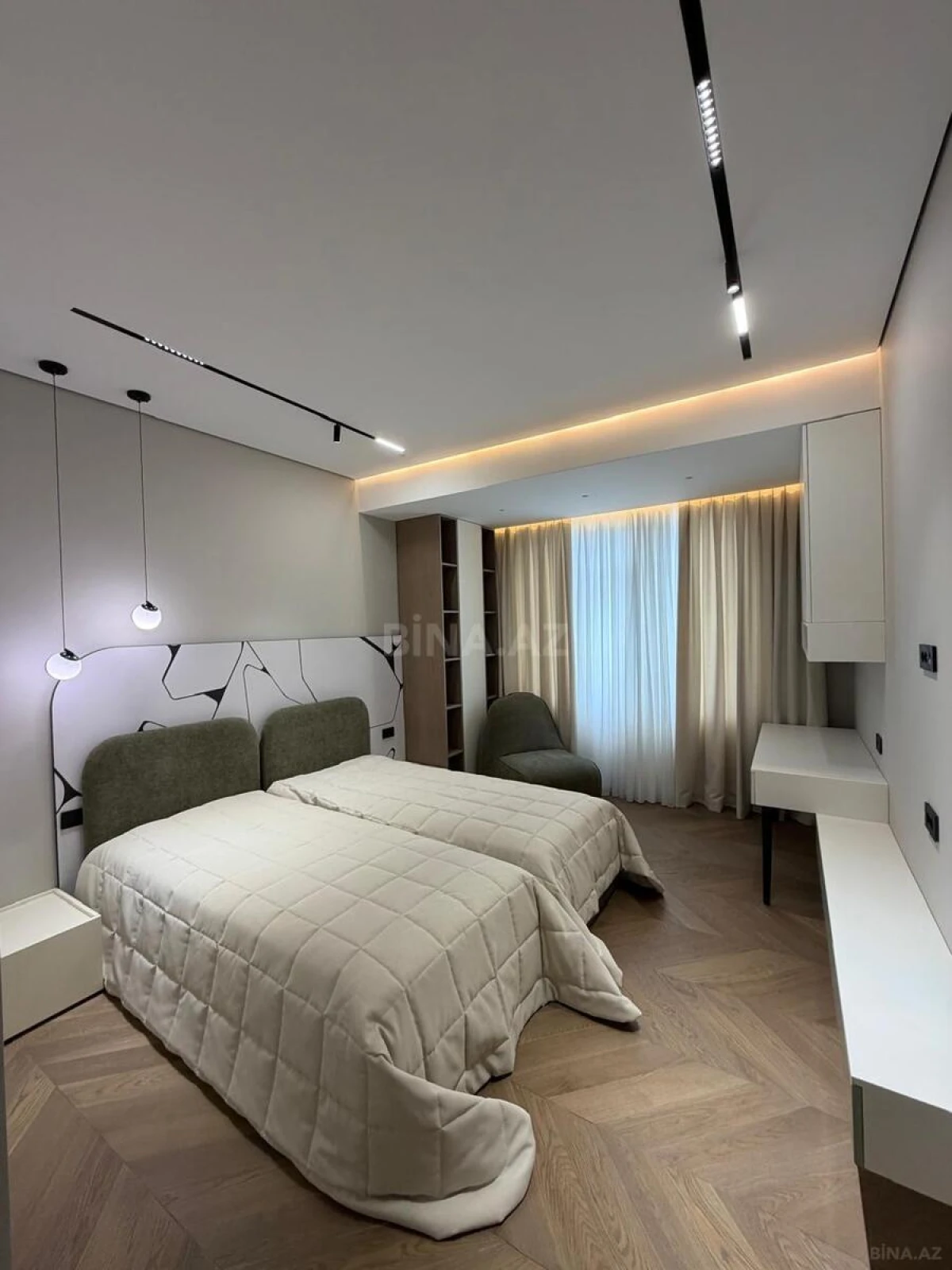 Kirayə verilir 3 otaqlı mənzil 150 m²