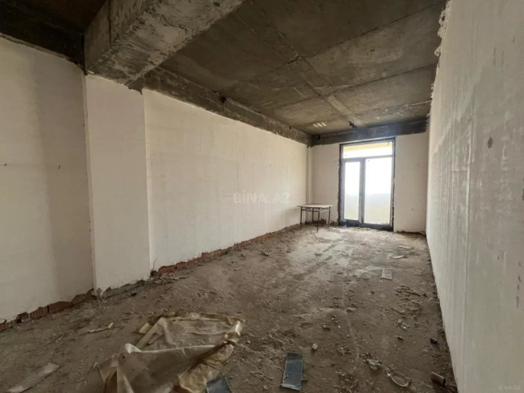 Satılır 3 otaqlı mənzil 117.7 m²
