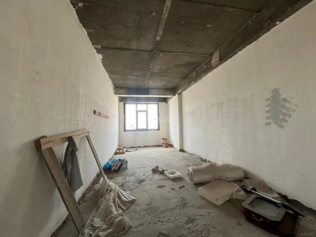 Satılır 3 otaqlı mənzil 117.7 m²