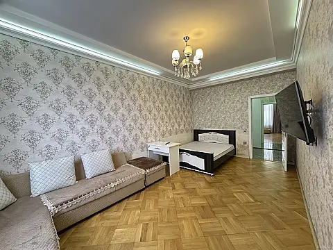 Kirayə verilir 1 otaqlı mənzil 50 m²