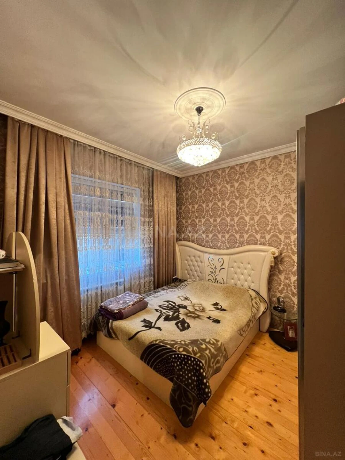 Satılır 7 otaqlı həyət evi 230 m²