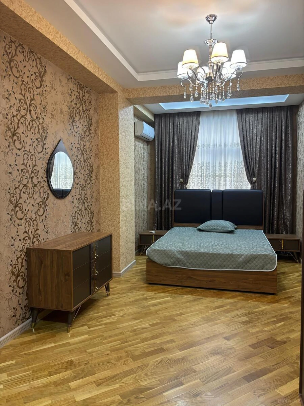 Kirayə verilir 3 otaqlı mənzil 130 m²