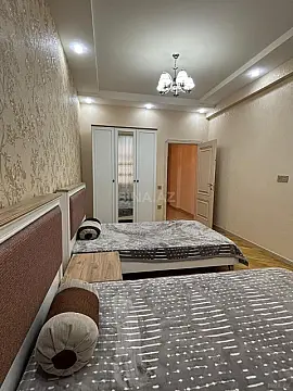 Kirayə verilir 3 otaqlı mənzil 130 m²