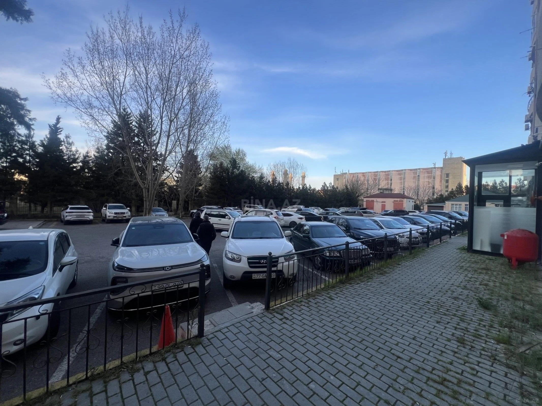 Satılır 3 otaqlı mənzil 112 m²