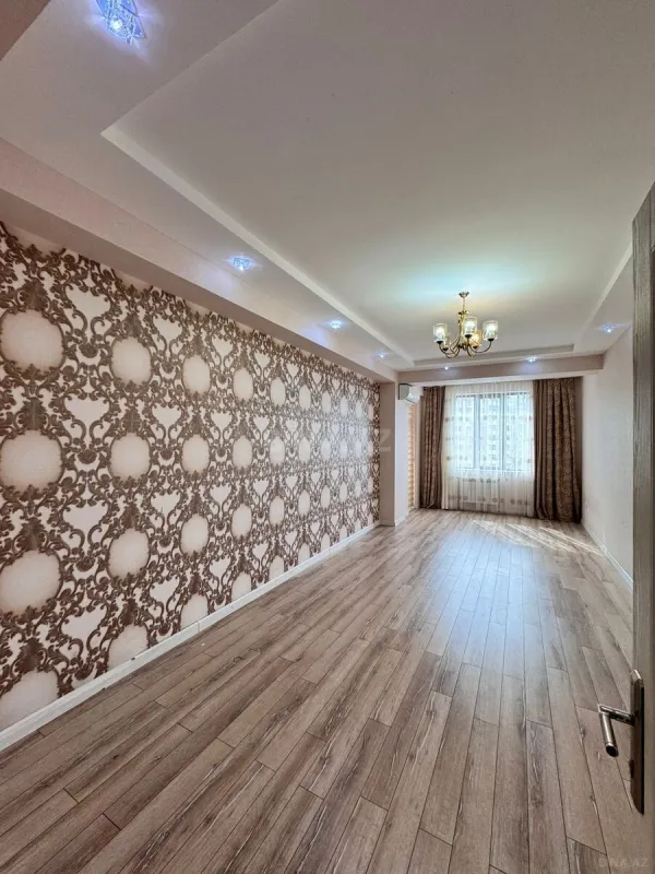 Satılır 2 otaqlı mənzil 110 m²