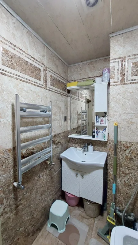 Satılır 2 otaqlı mənzil 58 m²