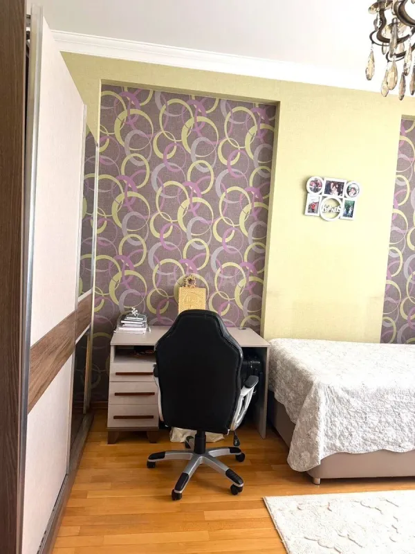 Satılır 3 otaqlı mənzil 120 m²