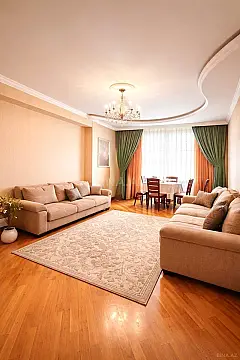 Satılır 3 otaqlı mənzil 120 m² — Bakı, İnşaatçılar 3 otaq 120.00 m²