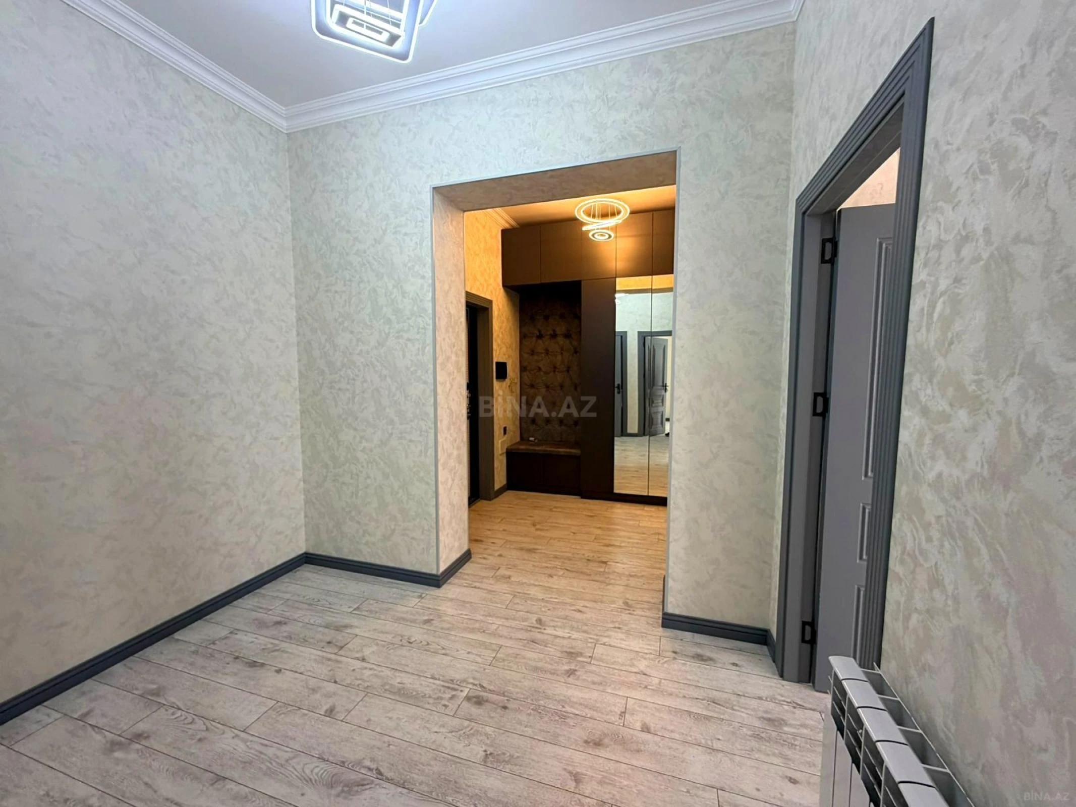 Satılır 2 otaqlı mənzil 63 m²
