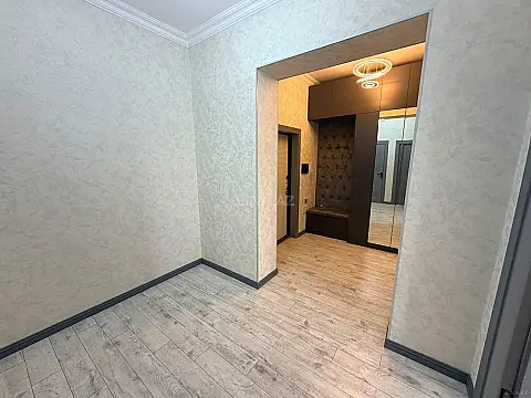 Satılır 2 otaqlı mənzil 63 m²