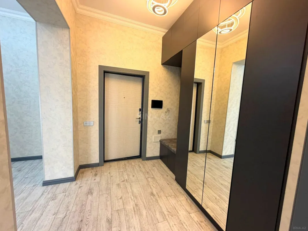 Satılır 2 otaqlı mənzil 63 m²