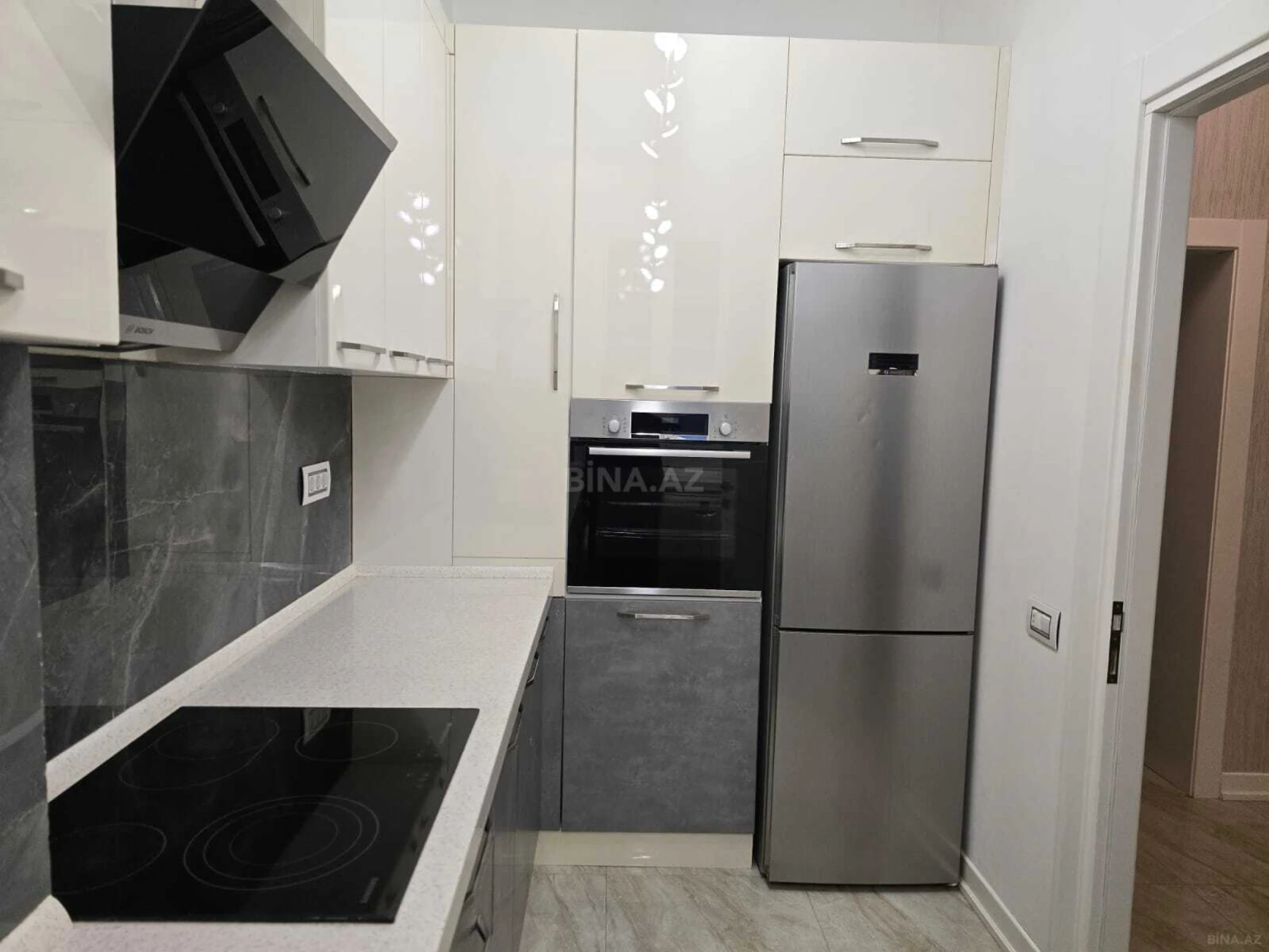 Satılır 3 otaqlı mənzil 95 m²