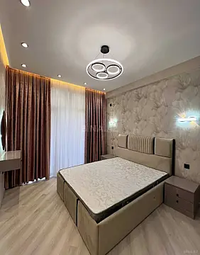 Kirayə verilir 2 otaqlı mənzil 50 m²