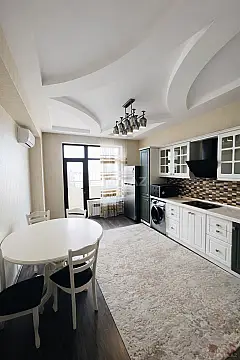 Satılır 3 otaqlı mənzil 146 m²