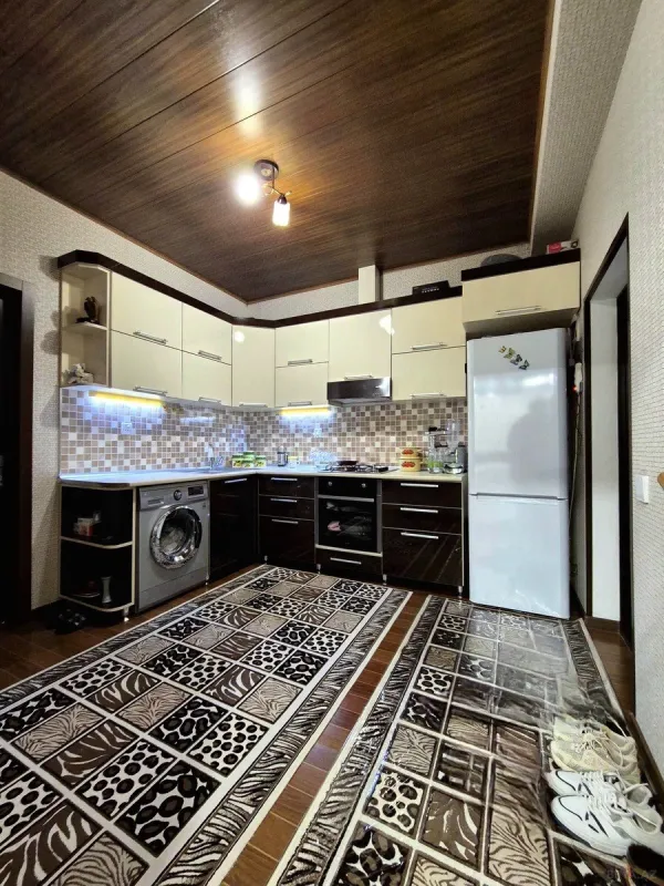 Satılır 2 otaqlı mənzil 55 m²
